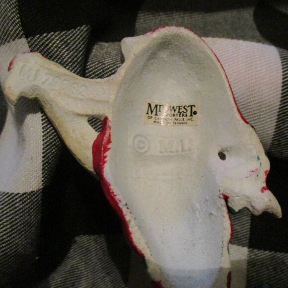 Vintage Midwest Santa Elf Stocking Holder Hanger Solid Cast Iron Merry Christmas - Picture 4 of 7